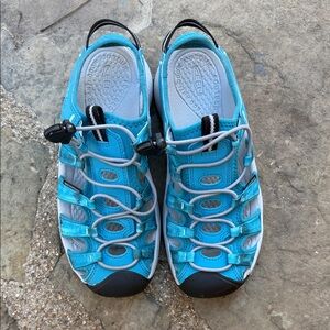 Keen Turquoise and Gray Hiking Sandals